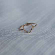 Load image into Gallery viewer, Amara Ring