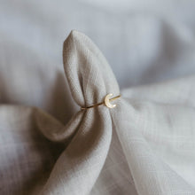 Load image into Gallery viewer, Luna Ring