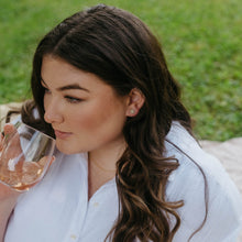 Load image into Gallery viewer, Daisy Studs