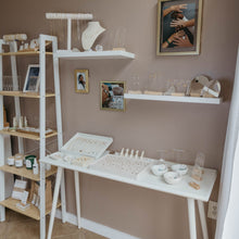 Load image into Gallery viewer, Dedicated Shopping Appointment at Rising