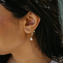 Load image into Gallery viewer, Pearl Cascade Earrings