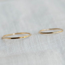 Load image into Gallery viewer, Barely There Band