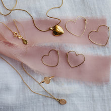 Load image into Gallery viewer, Heart Locket Necklace