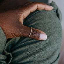 Load image into Gallery viewer, Thick Twist Band