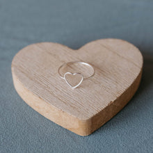 Load image into Gallery viewer, Amara Ring