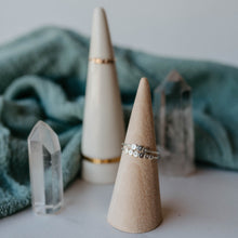 Load image into Gallery viewer, Halo Ring