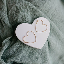 Load image into Gallery viewer, Heart Hoops