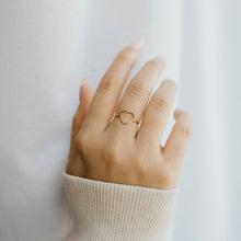 Load image into Gallery viewer, Amara Ring