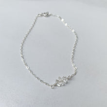 Load image into Gallery viewer, Trinity Bracelet