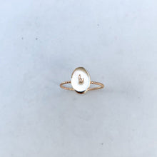 Load image into Gallery viewer, Yours Ring