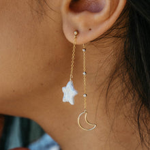 Load image into Gallery viewer, Nova Earrings
